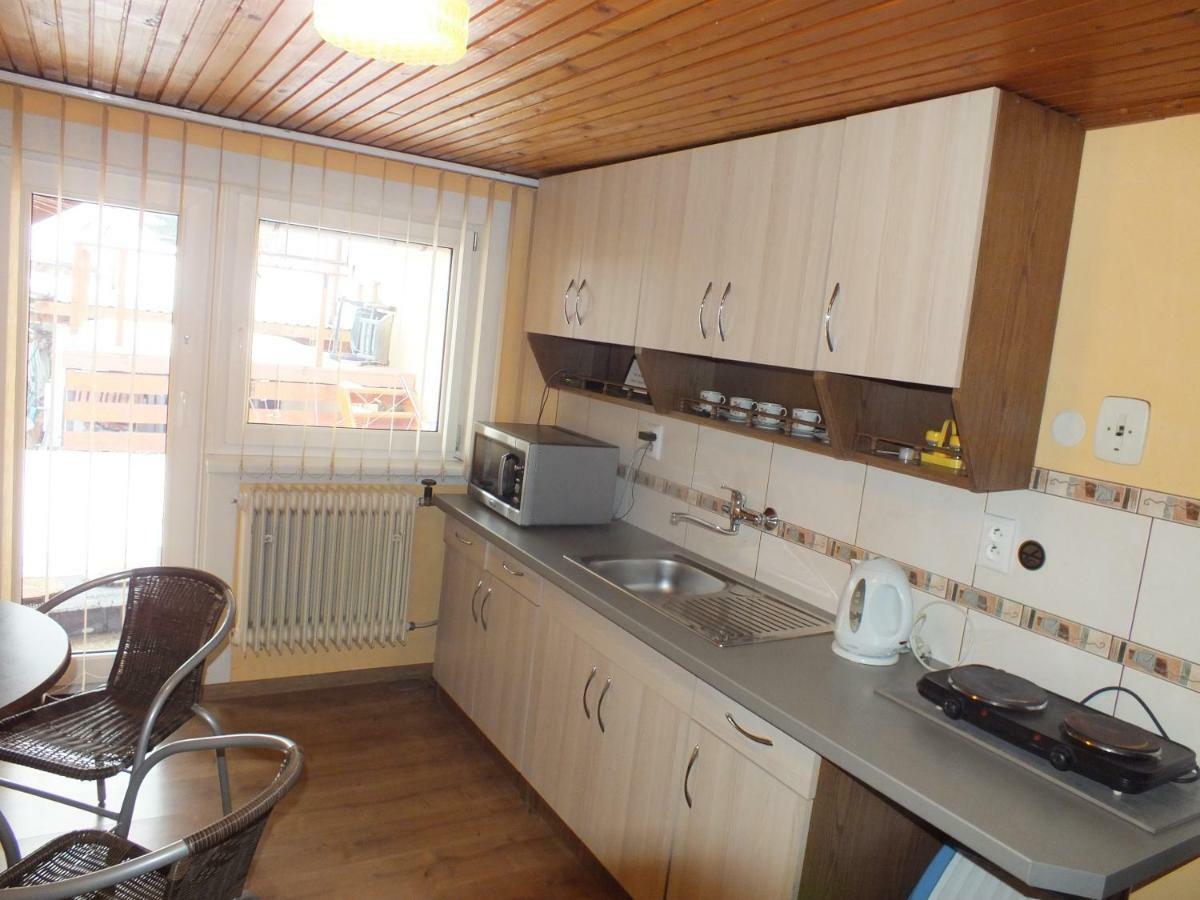Apartmany Zachar Bešeňová Екстериор снимка